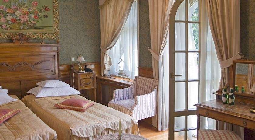 Palac Czarny Las Wożniki Chambre photo